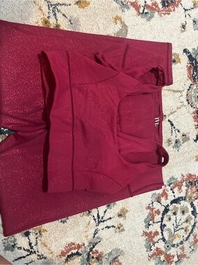 IVY PARK Wine Shimmer leggings and sports bra